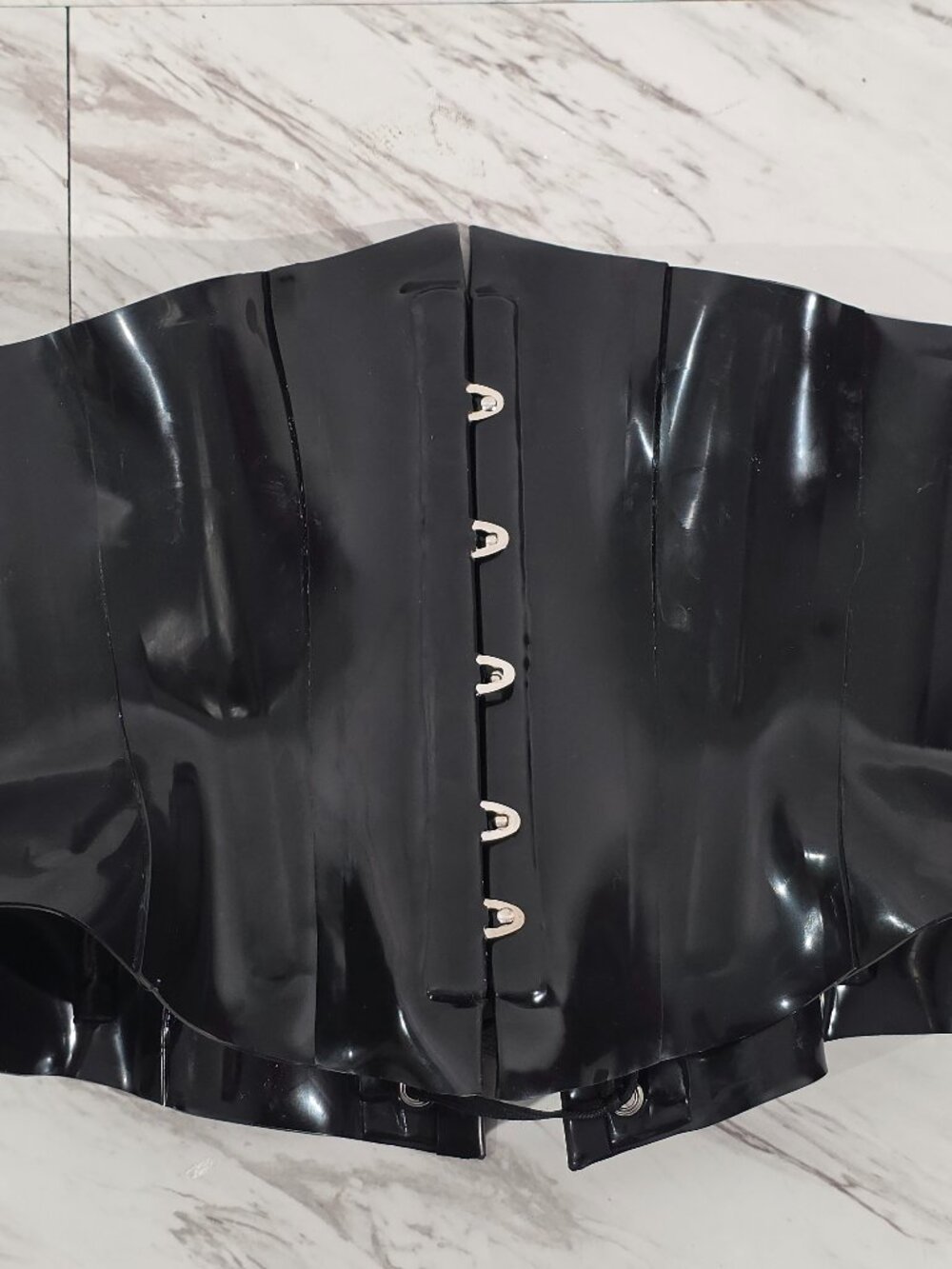 Fredericka Waspie latex corset from libidex XXL